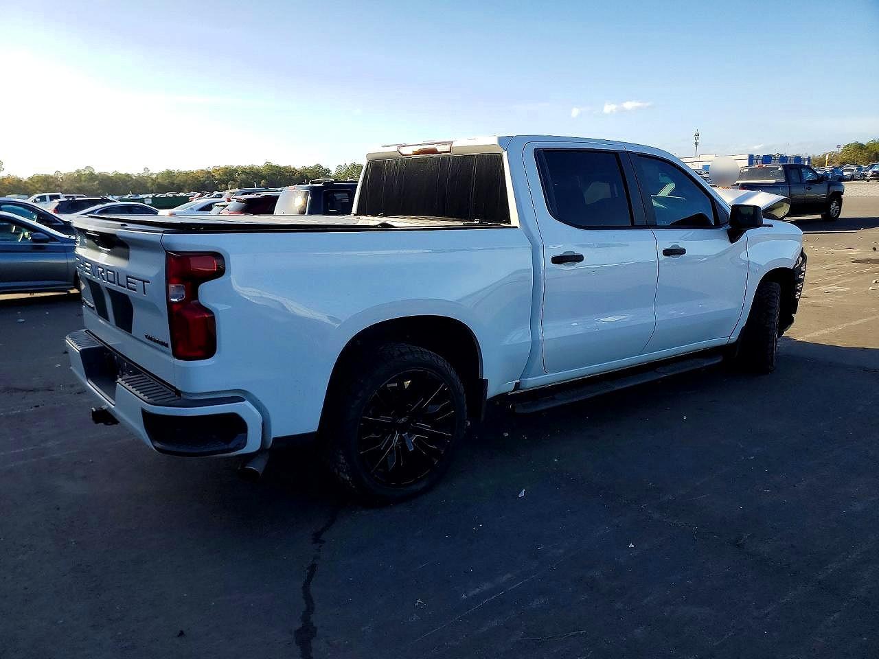 2019 Chevrolet Silverado C1500 Custom - Фото 3