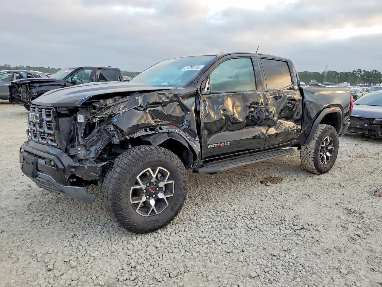 2024 GMC Canyon At4X