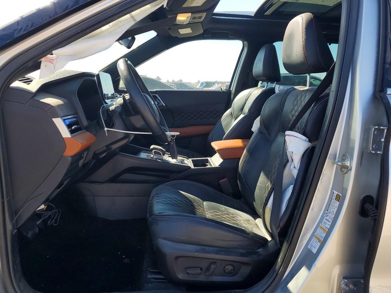2022 Mitsubishi Outlander Sel - Image 7