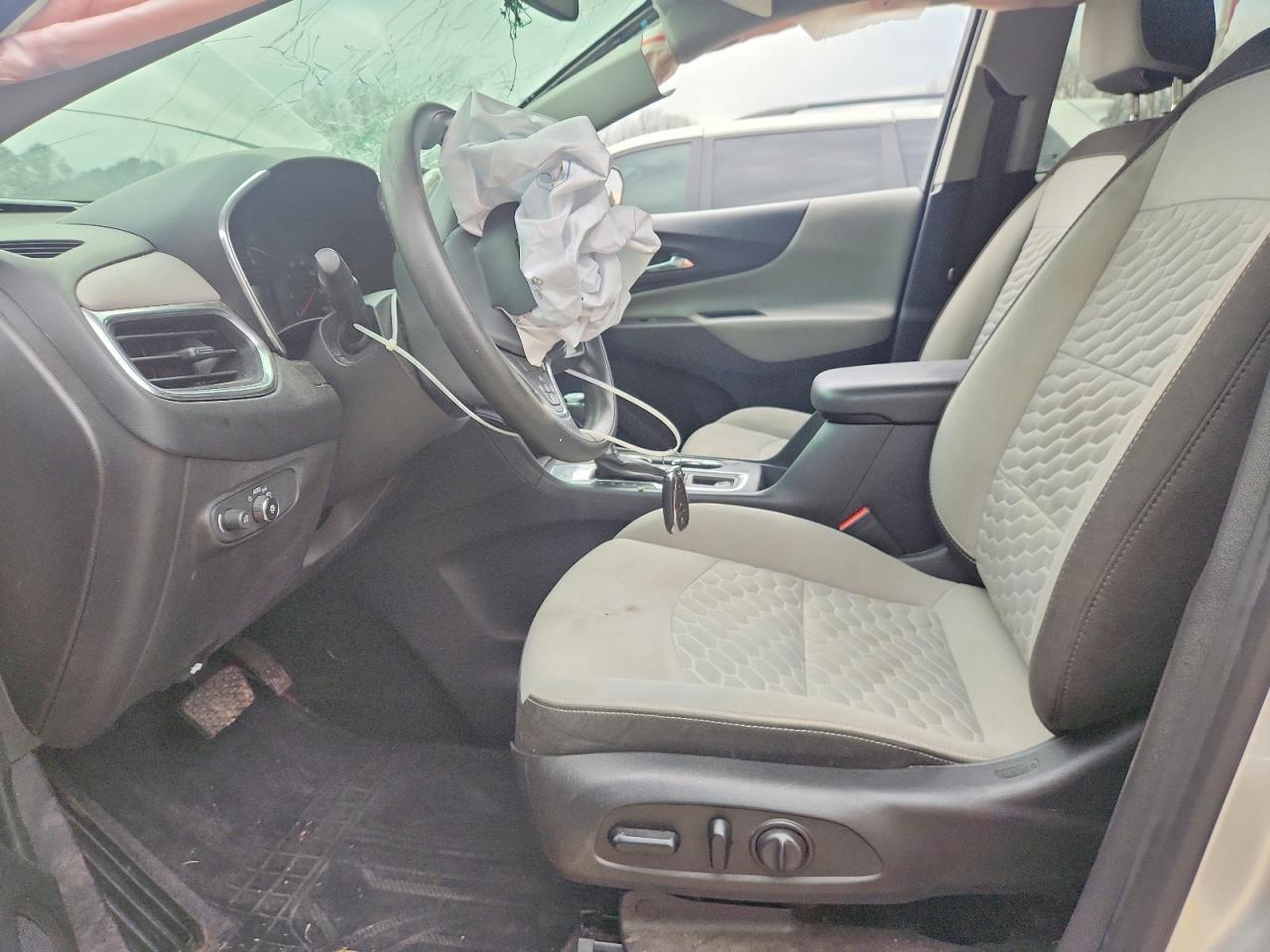 2020 Chevrolet Equinox Ls - Фото 7
