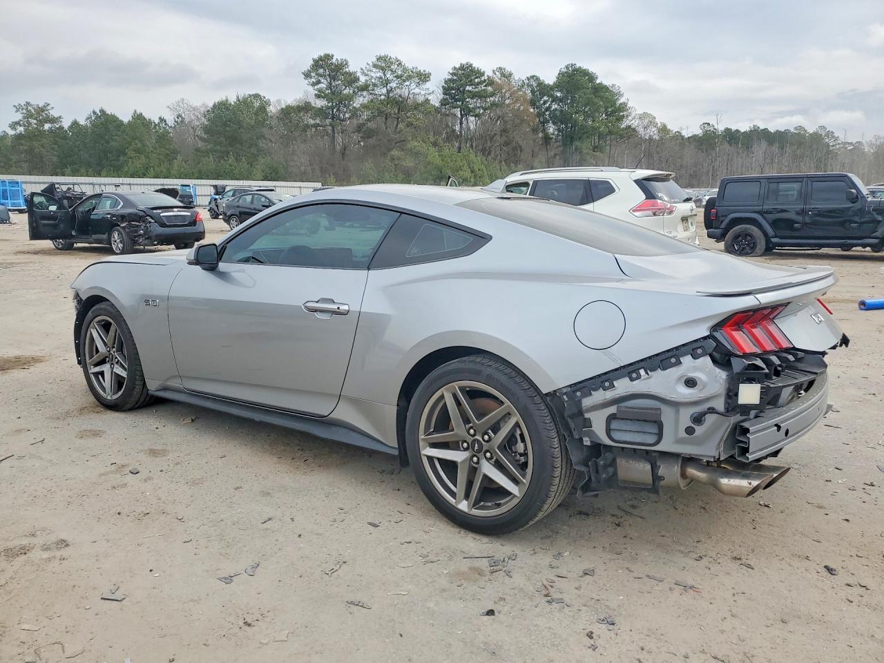 2024 Ford Mustang Gt - Image 2