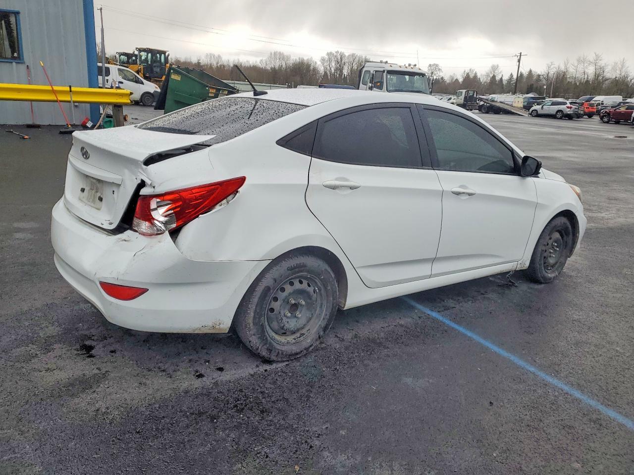 2014 Hyundai Accent Gls - Фото 3