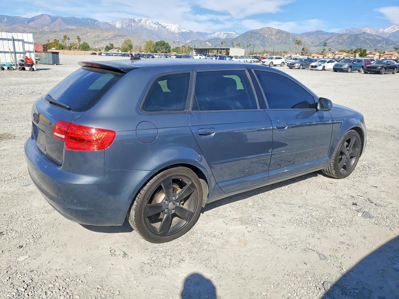 2013 Audi A3 Premium Plus - Фото 3