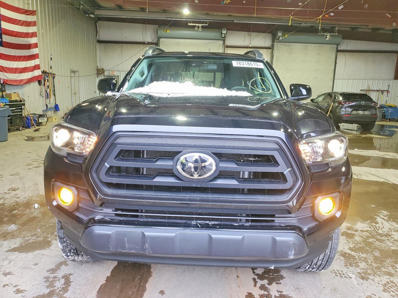 2022 Toyota Tacoma Double Cab - Image 5