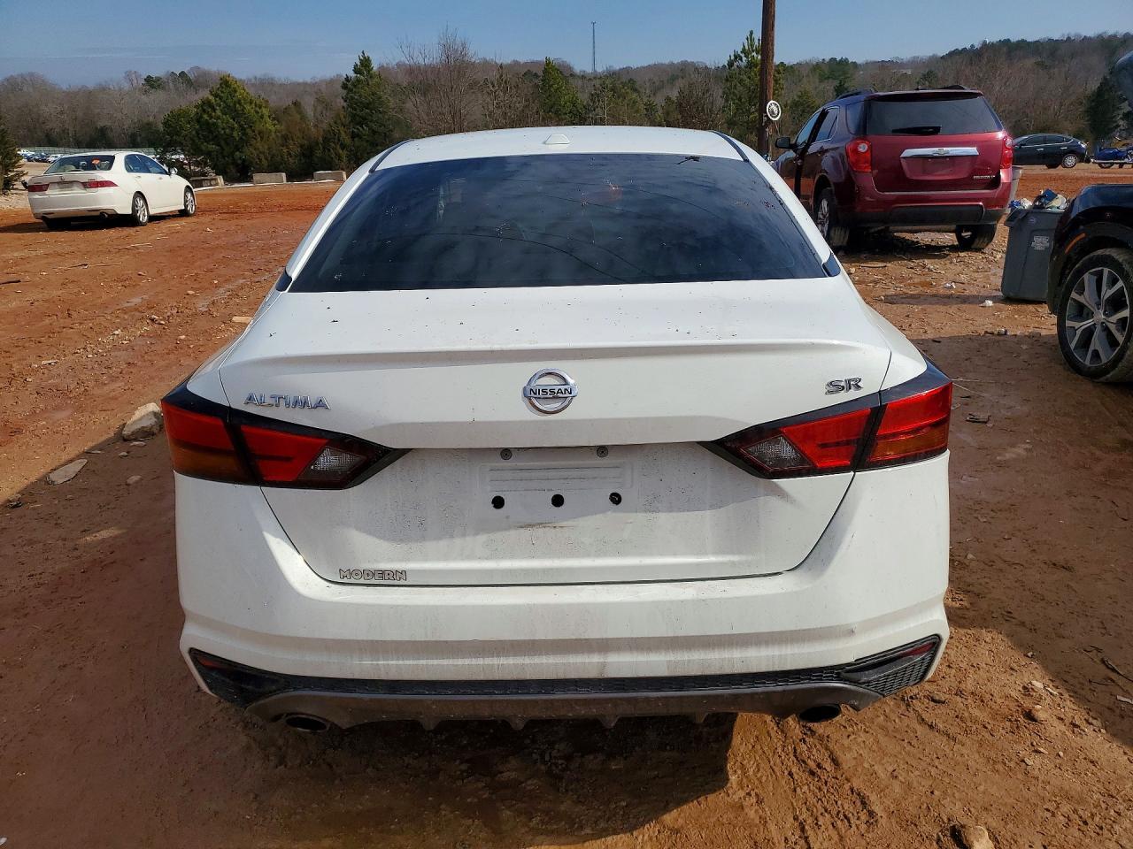 2019 Nissan Altima Sr - Фото 6