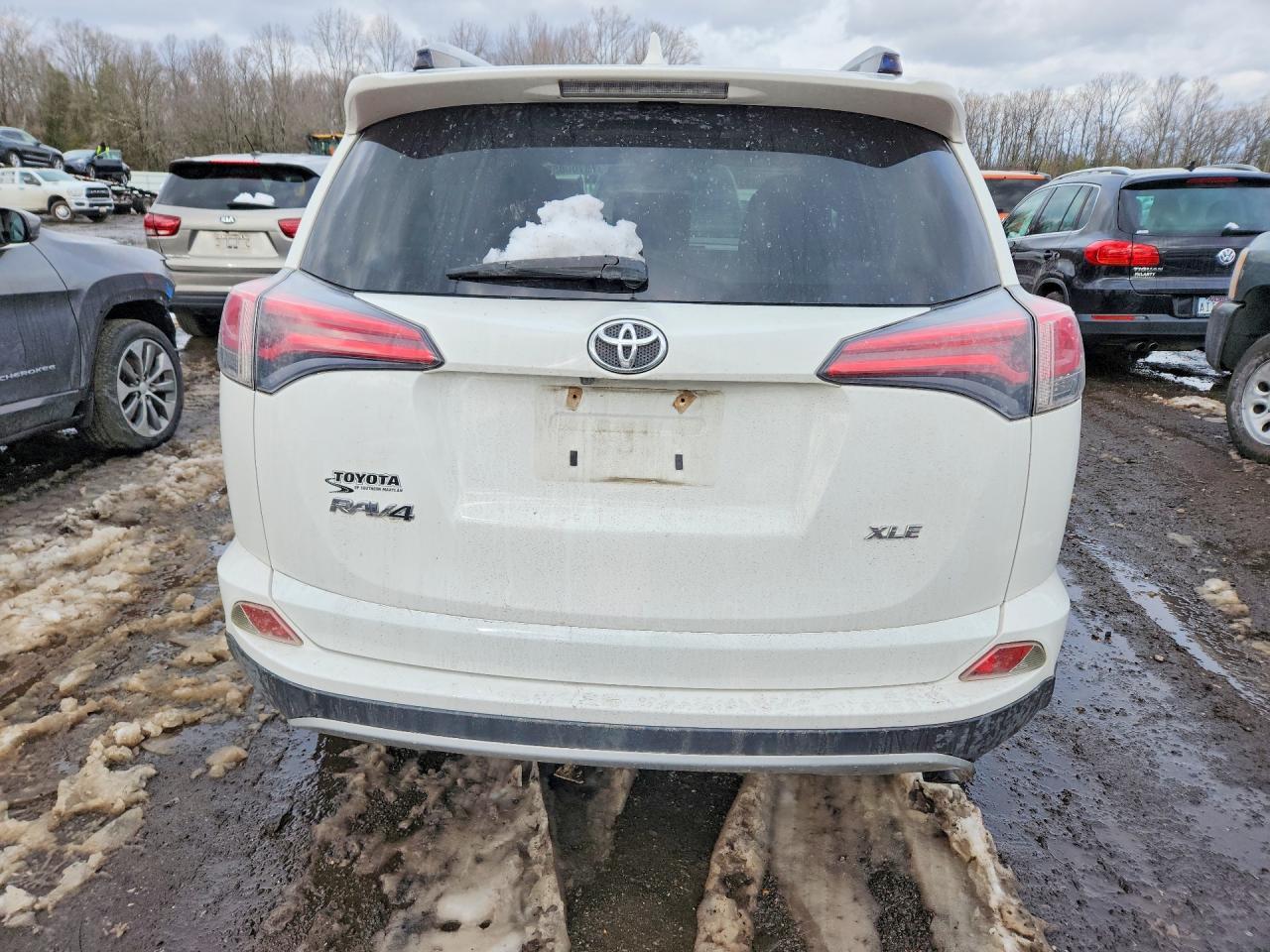 2016 Toyota Rav4 Xle - Фото 6