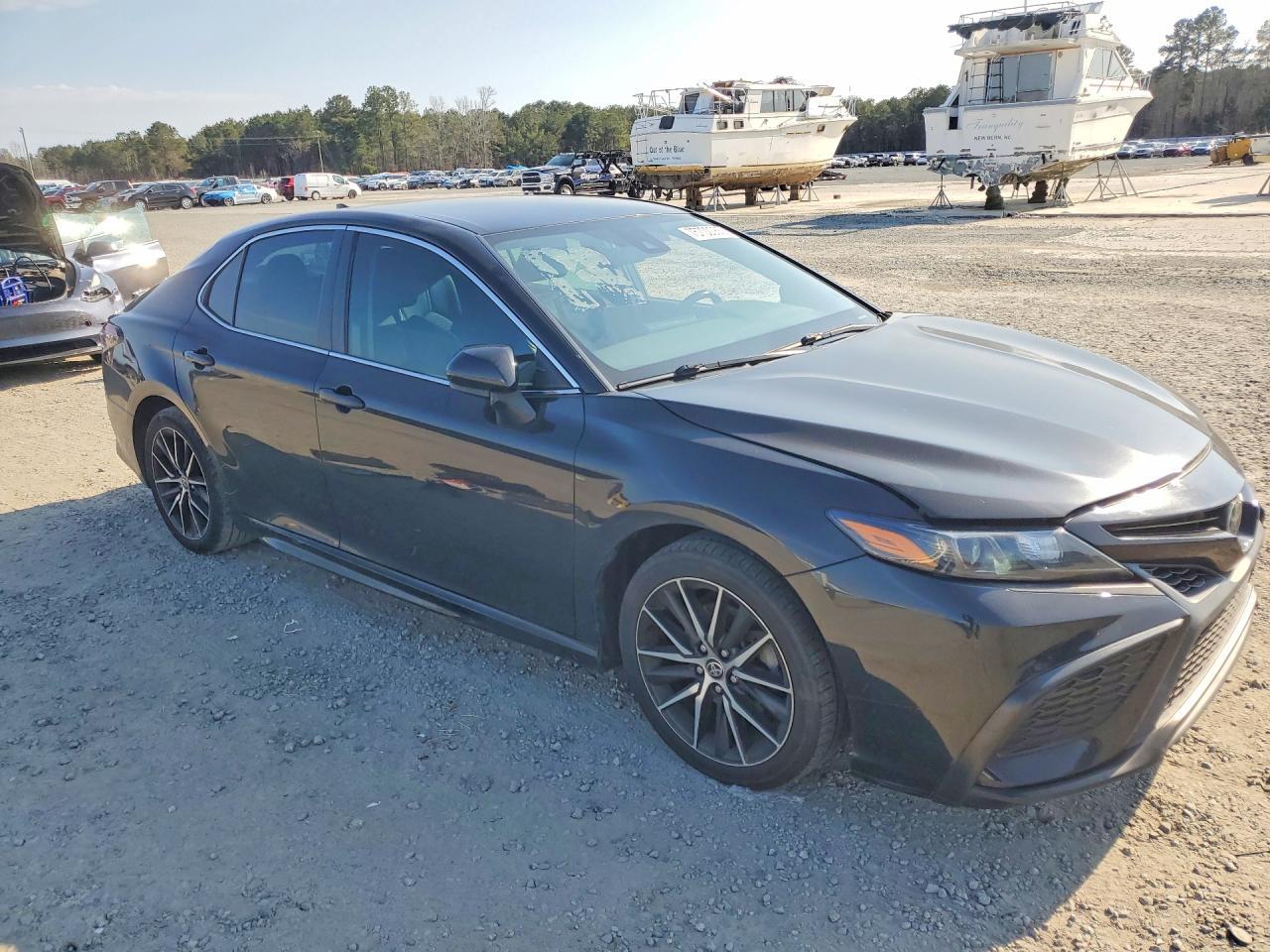 2021 Toyota Camry Se - Image 4
