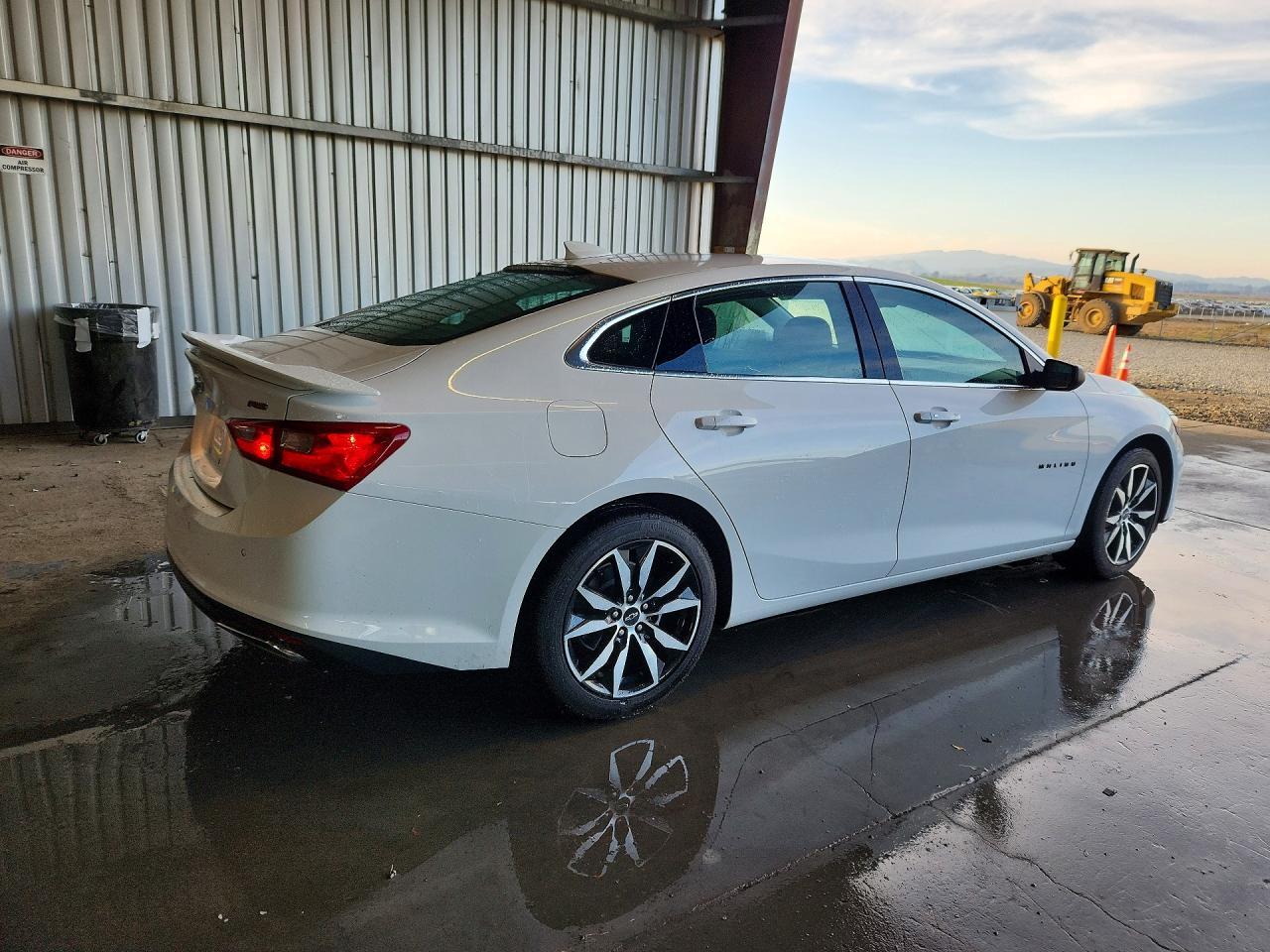 2025 Chevrolet Malibu Rs - Фото 3