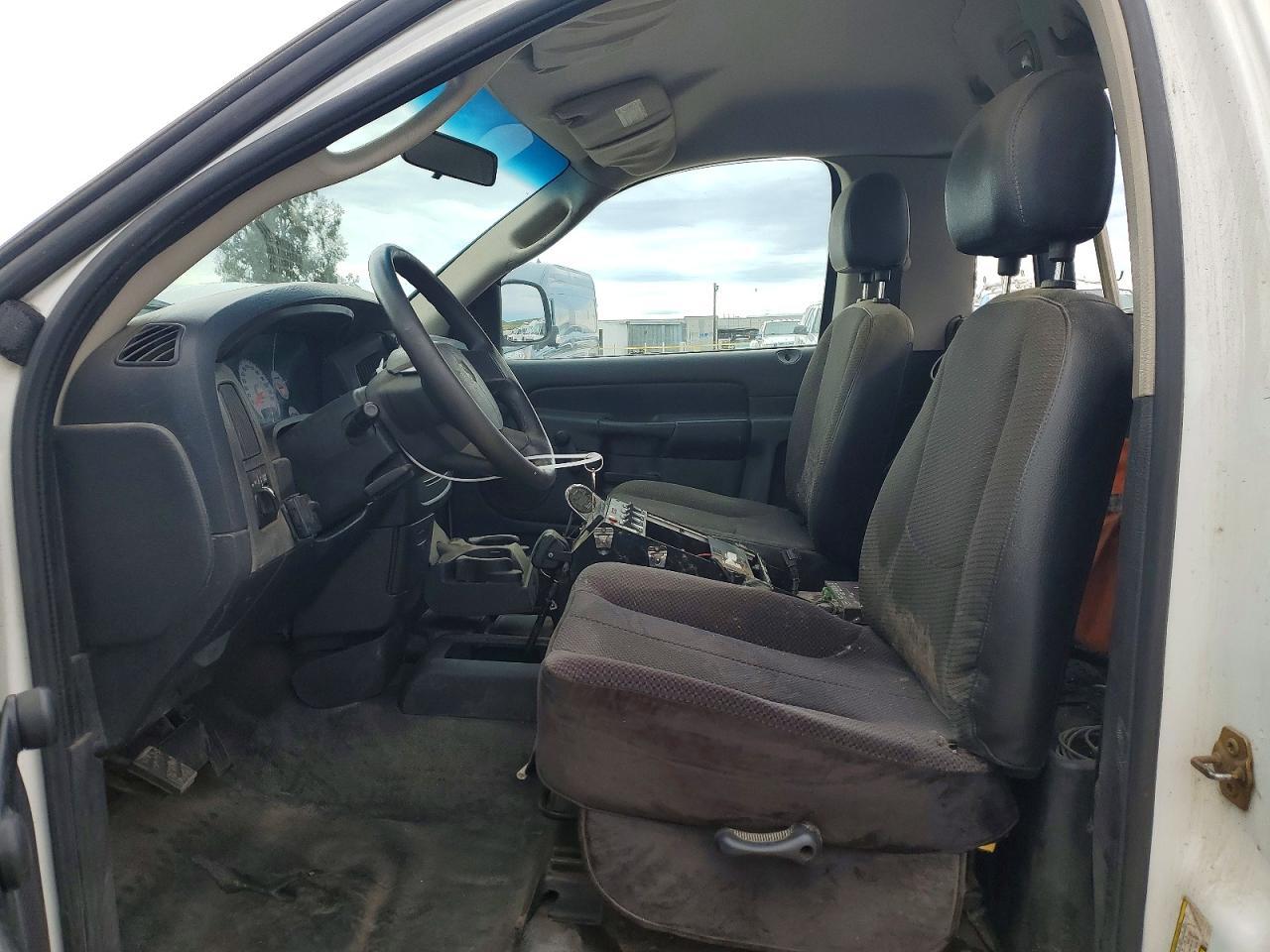 2005 Dodge Ram 2500 St - Image 7