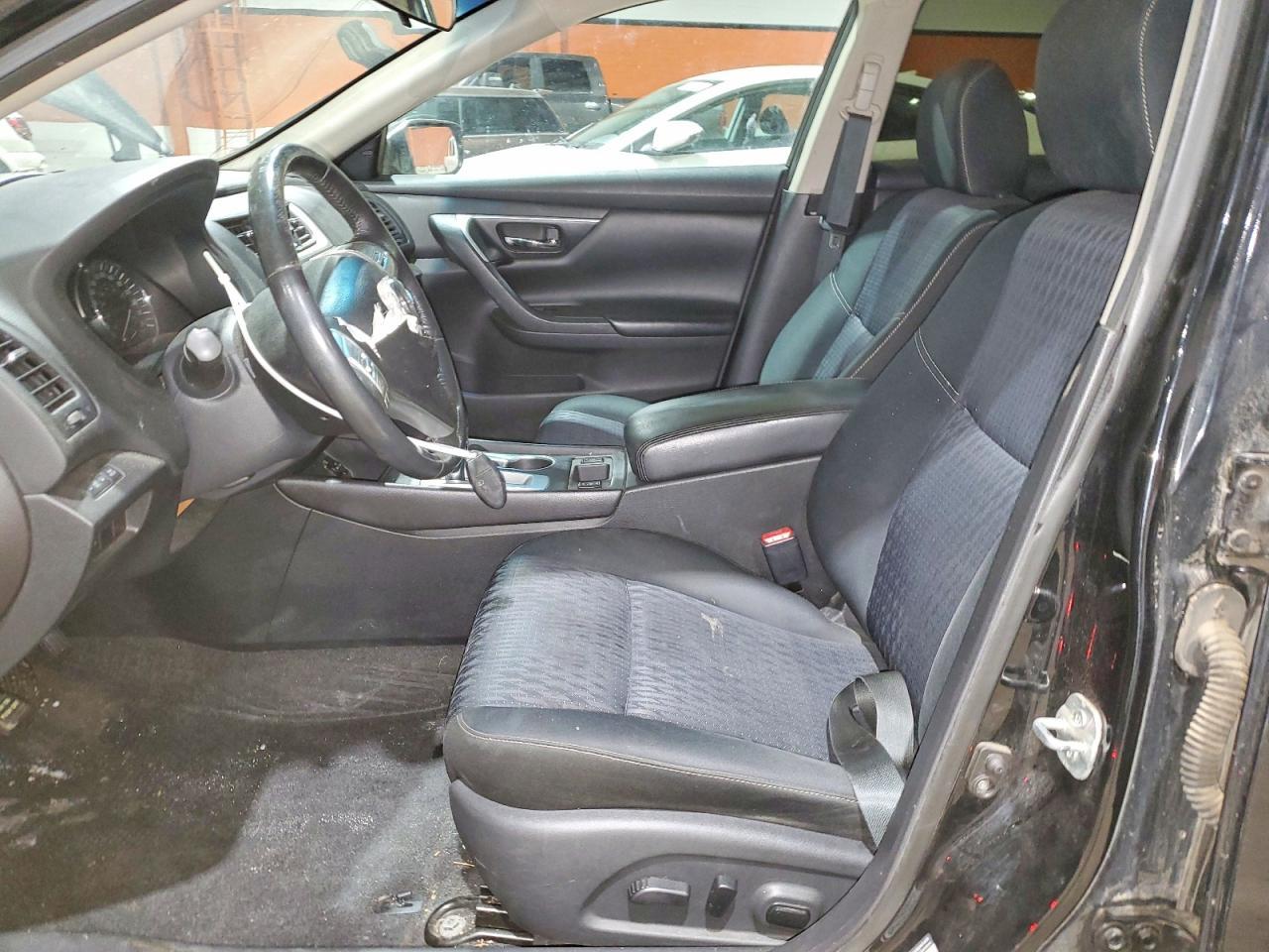 2016 Nissan Altima 2.5 - Image 7