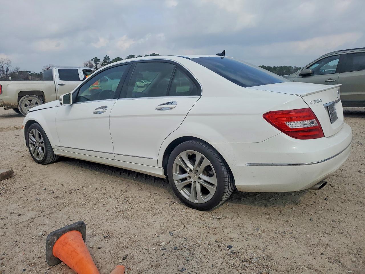 2013 Mercedes-Benz C - Фото 2