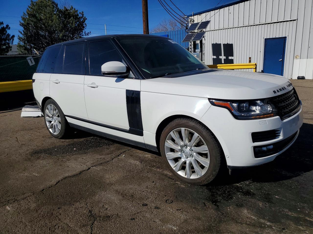 2017 Land Rover Range Rover Supercharged - Image 4