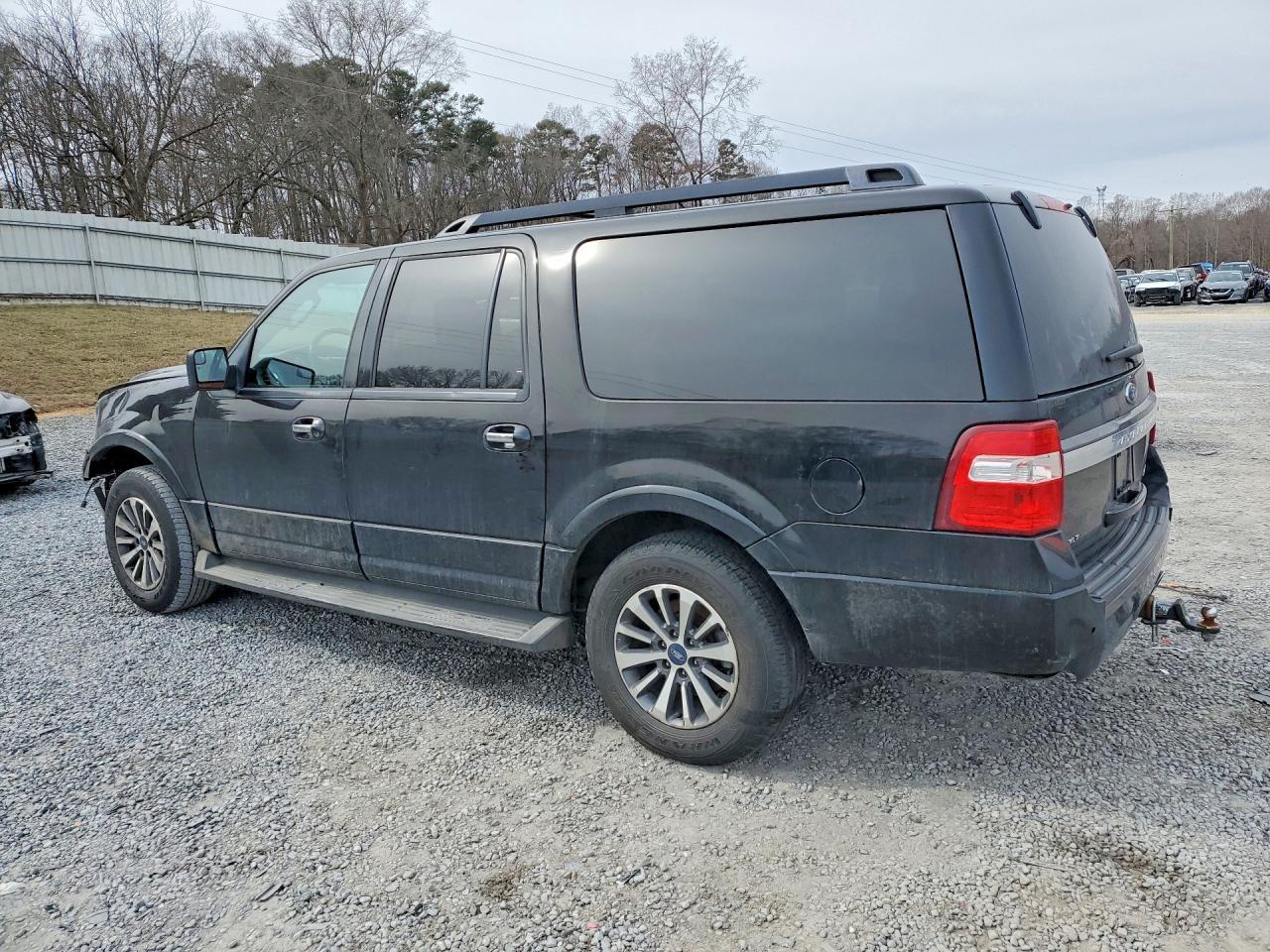 2016 Ford Expedition El Xlt - Фото 2
