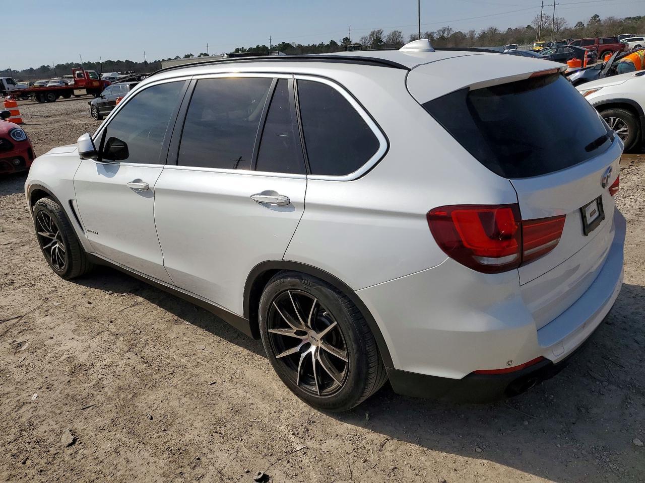 2016 BMW X5 xDrive35D - Image 2