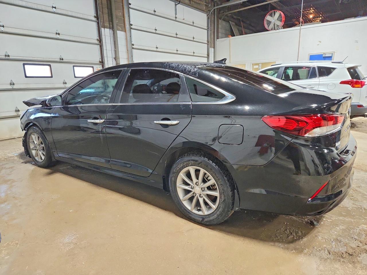 2019 Hyundai Sonata Sel - Фото 2