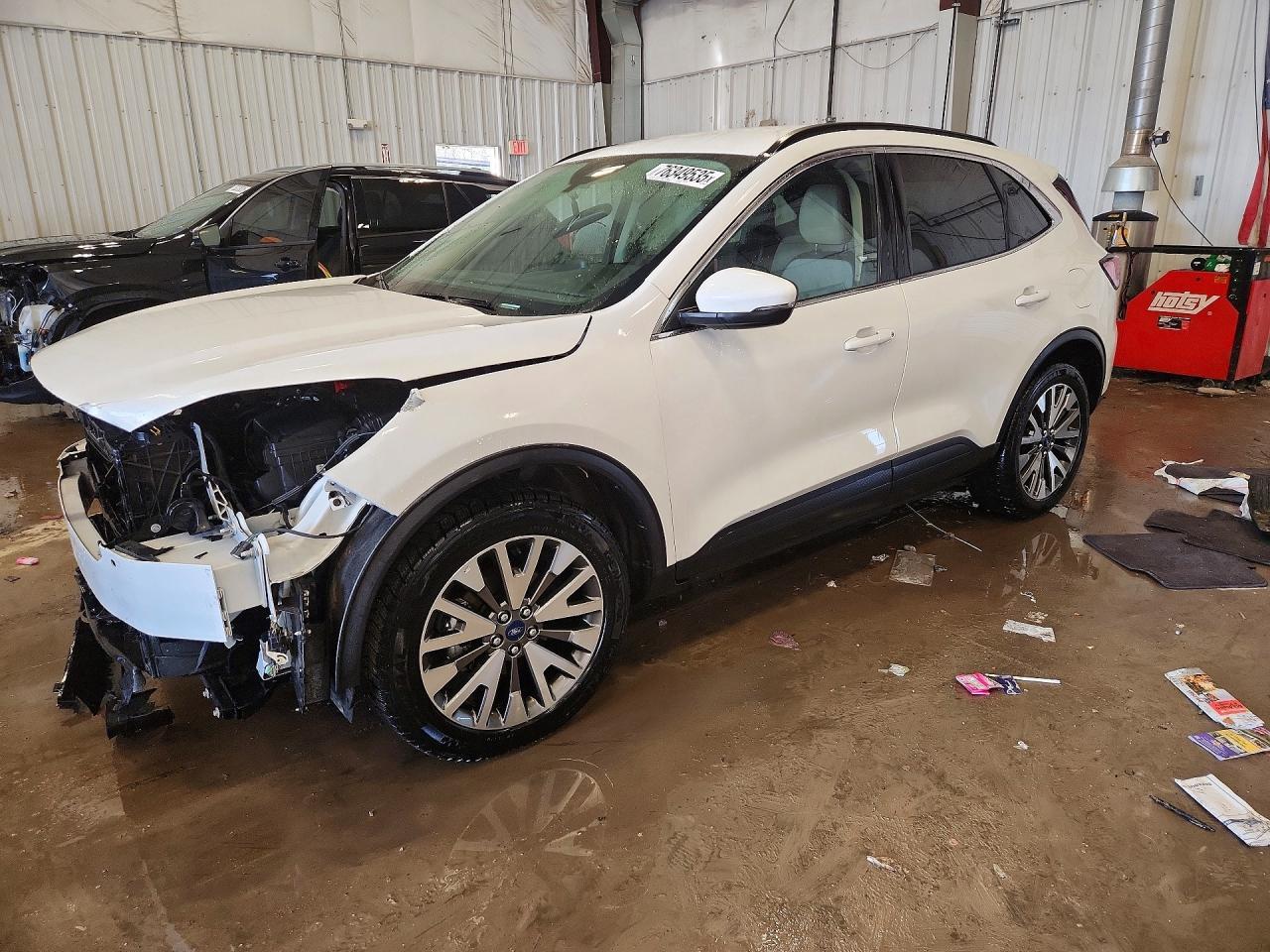 2020 Ford Escape Titanium