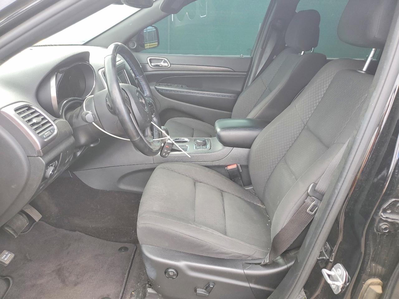 2018 Jeep Grand Cherokee Laredo - Image 7