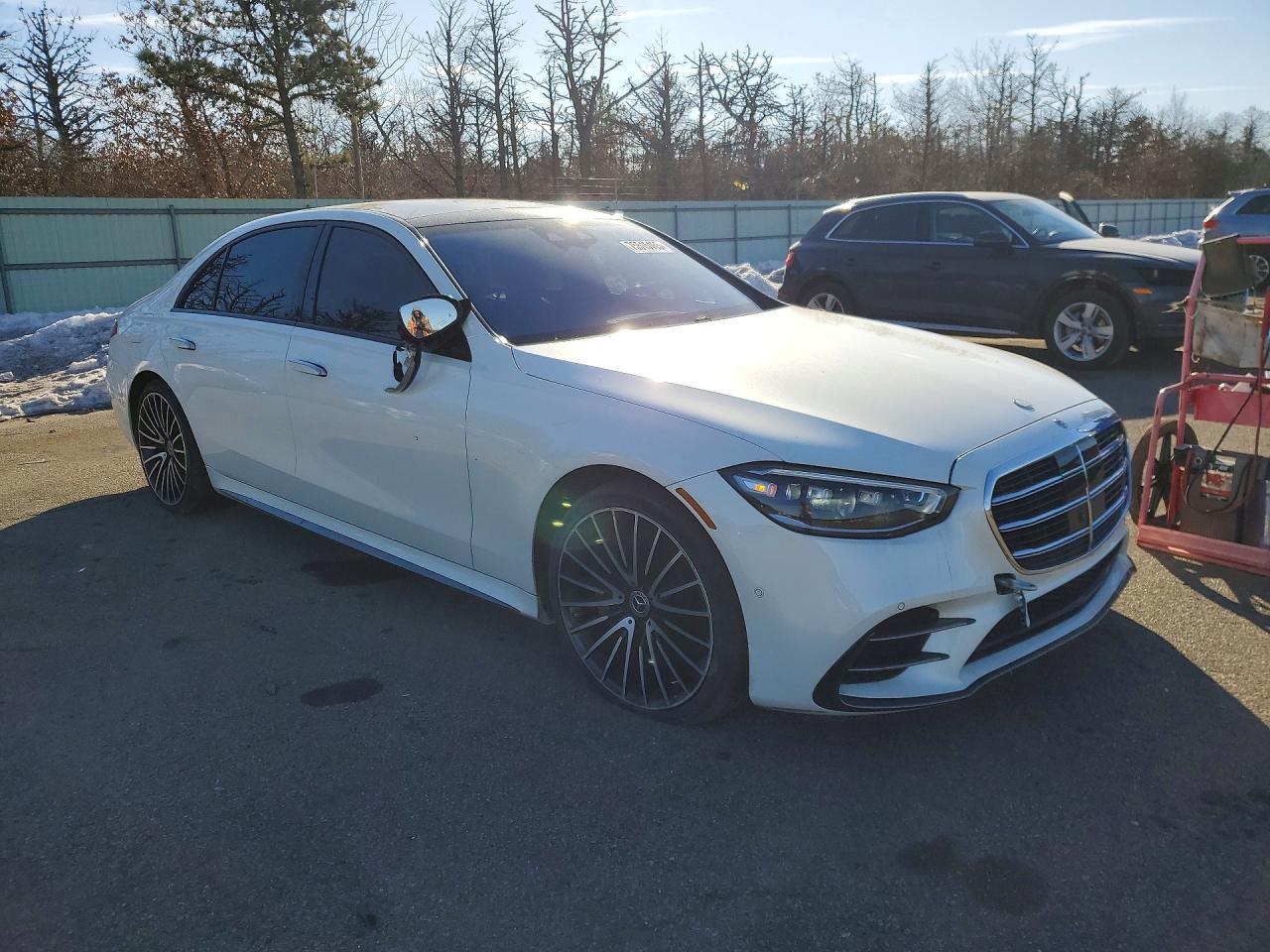 2023 Mercedes-Benz S 580 4Matic - Image 4