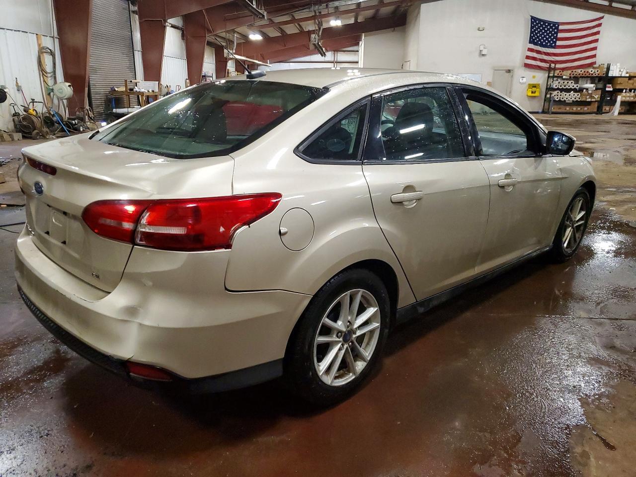 2017 Ford Focus Se - Фото 3