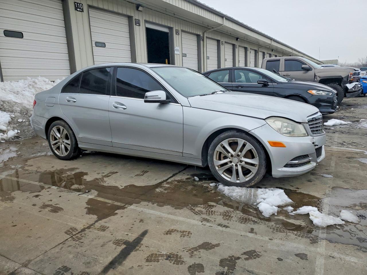 2013 Mercedes-Benz C 250 - Фото 4