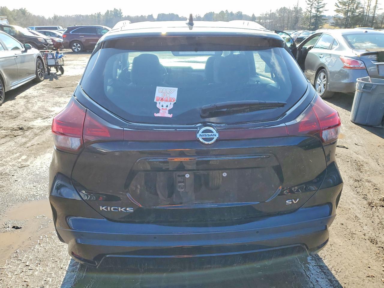 2021 Nissan Kicks Sv - Image 6