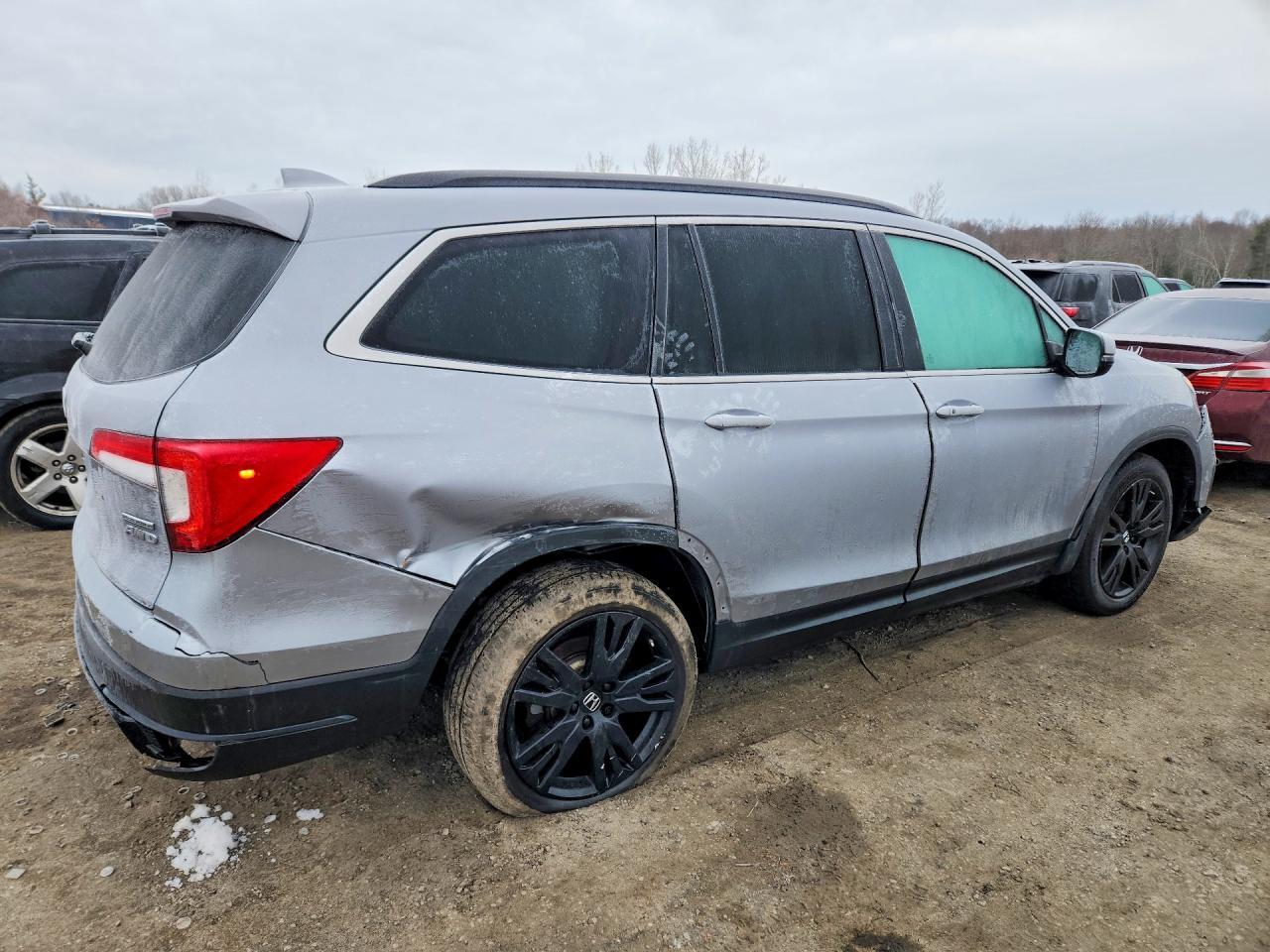 2022 Honda Pilot Se - Image 3