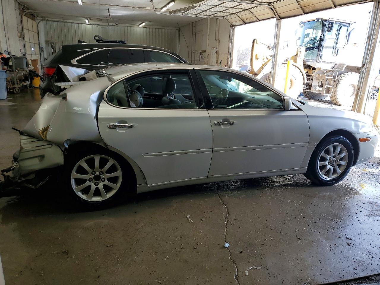 2002 Lexus Es 300 - Image 3