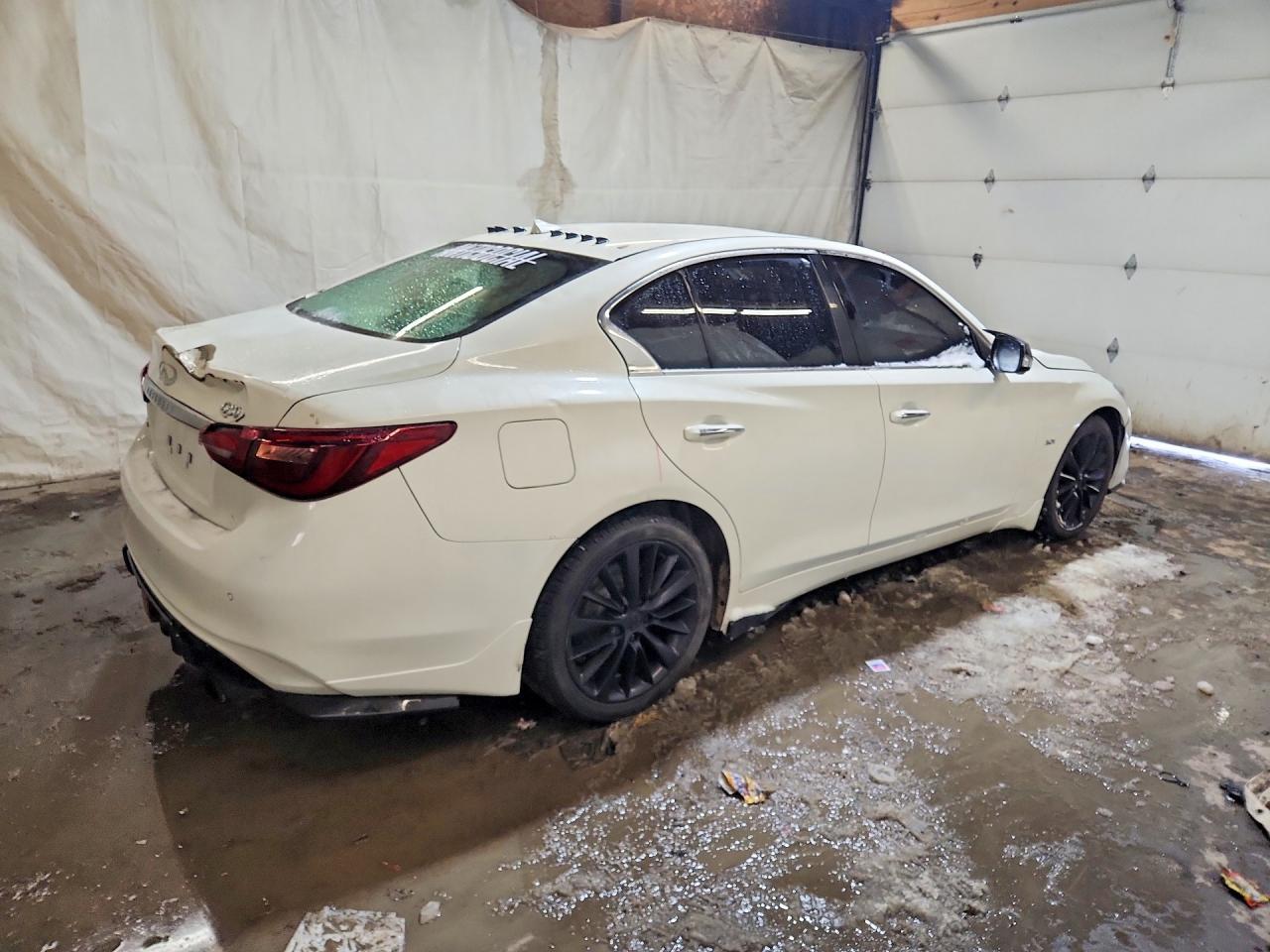 2019 Infinity Q50 3.0T Luxe - Фото 3