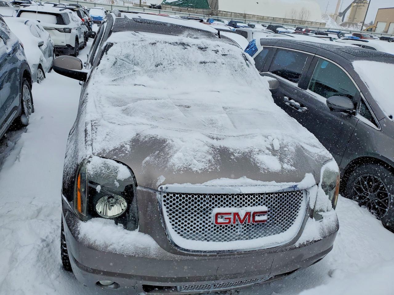 2011 GMC Yukon Denali - Image 5