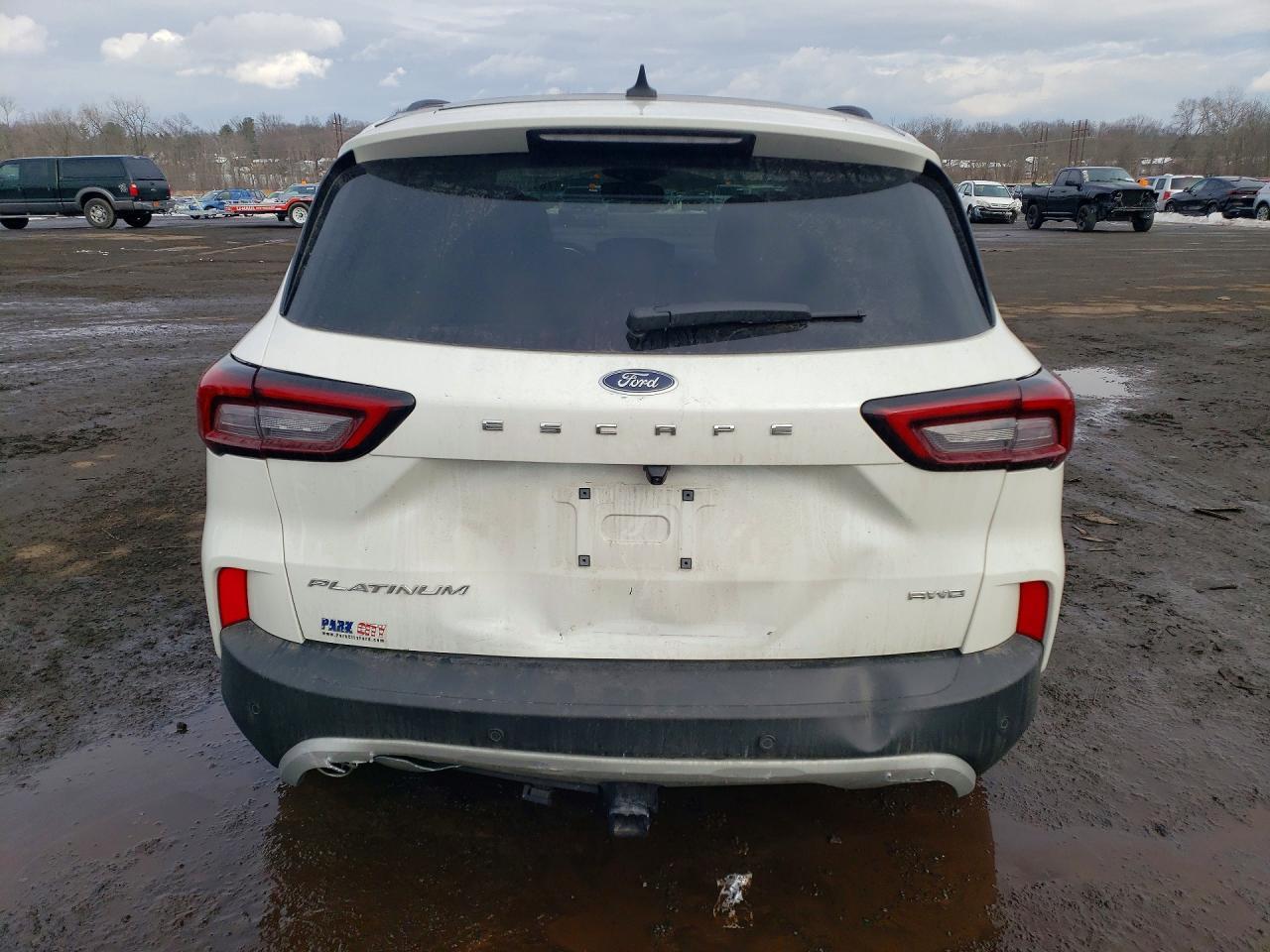2025 Ford Escape Platinum - Фото 6