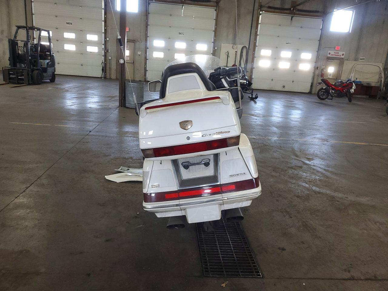 1999 Honda Gl1500 - Фото 4