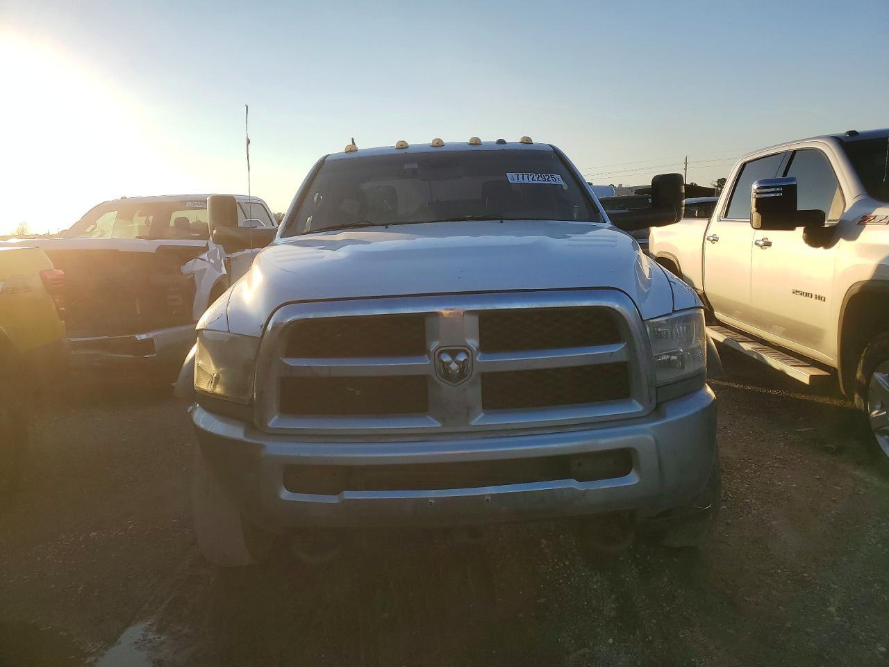 2015 Ram 4500 Truck Cab And Chassis - Фото 5