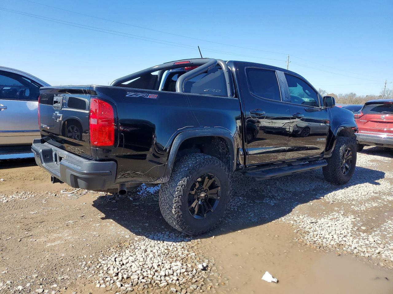 2019 Chevrolet Colorado Zr2 - Image 3