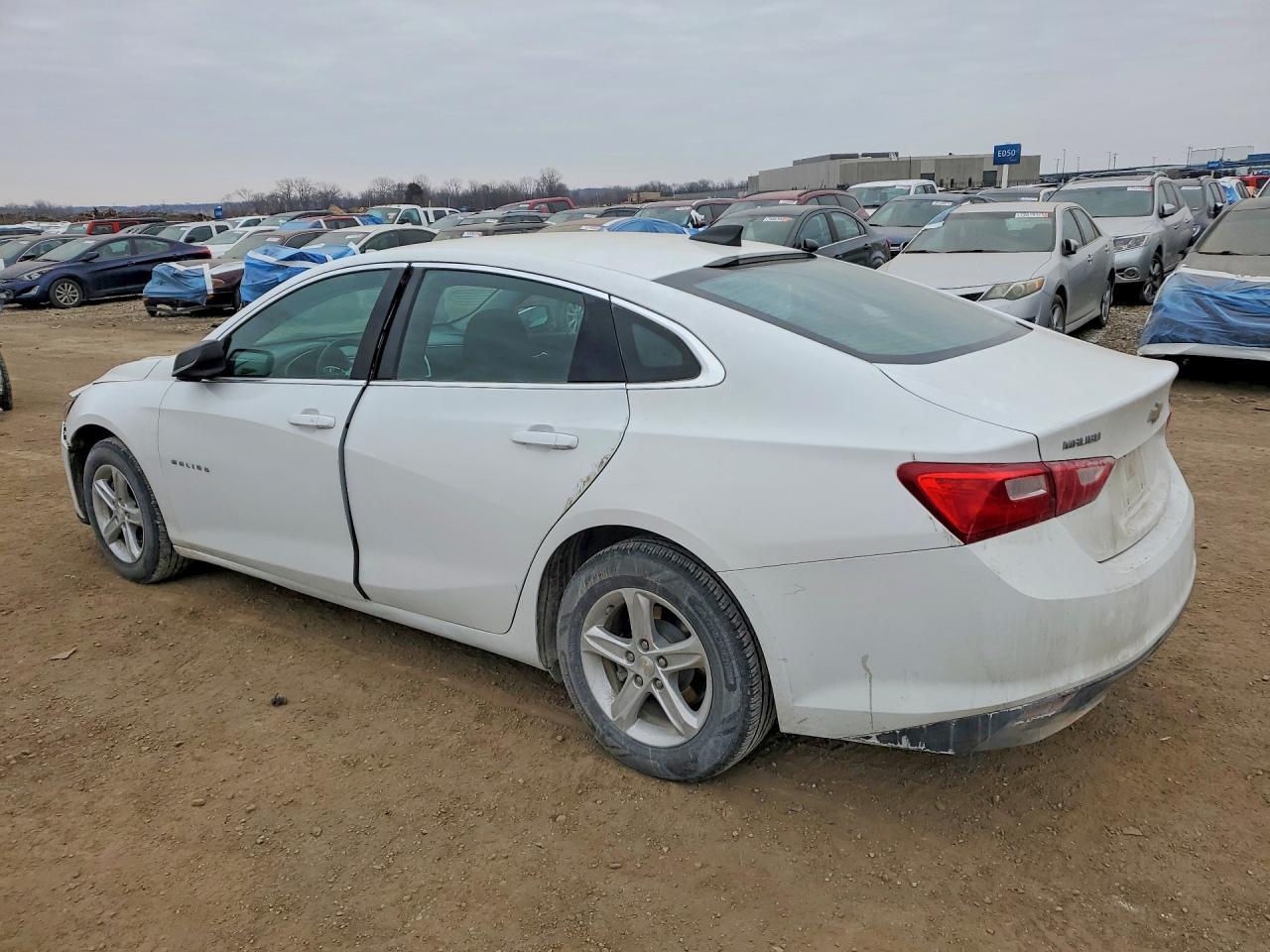 2020 Chevrolet Malibu Ls - Image 2