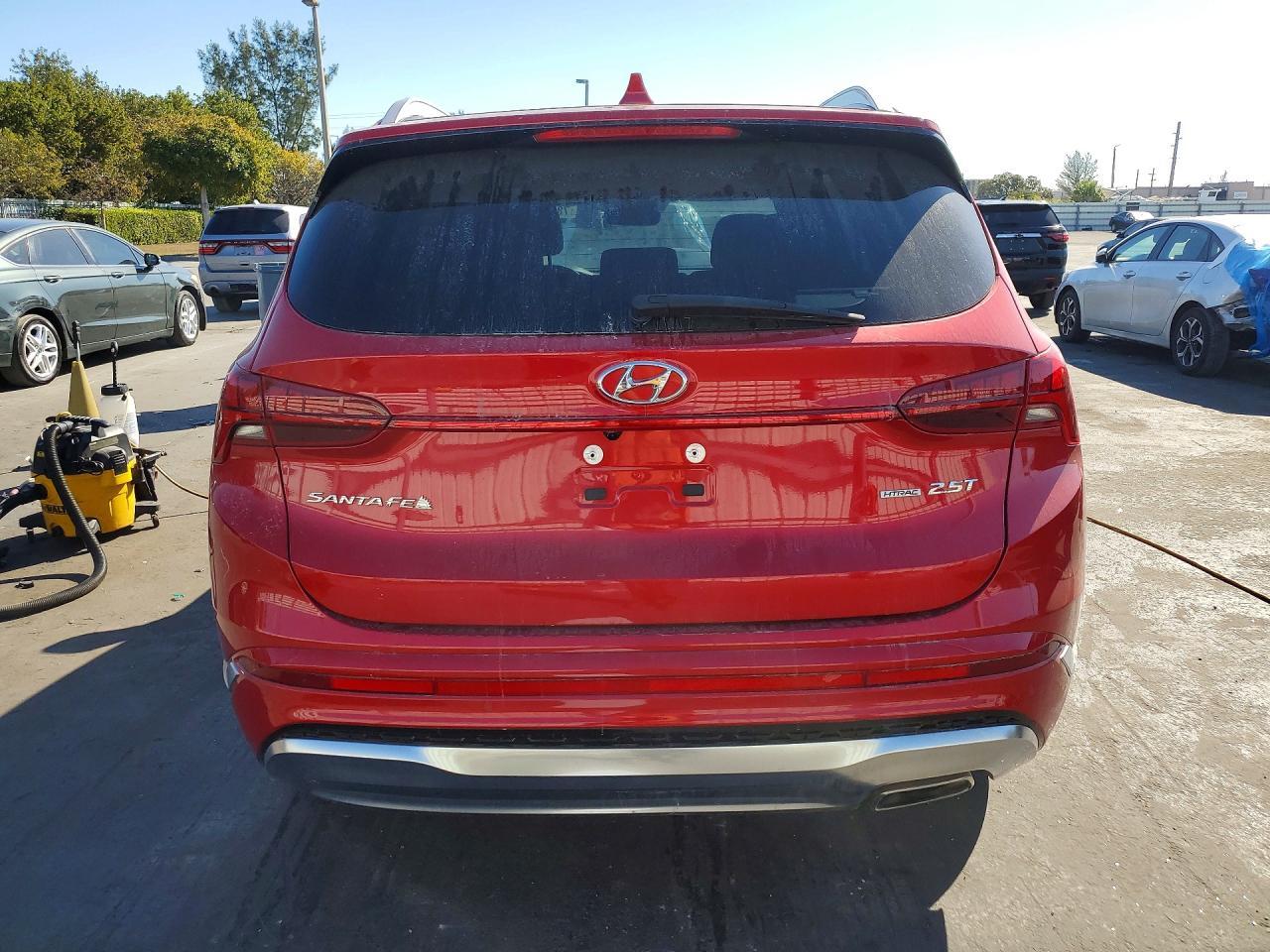2023 Hyundai Santa Fe Calligraphy - Image 6