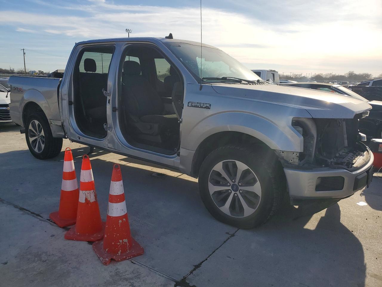 2020 Ford F150 Supercrew - Фото 4