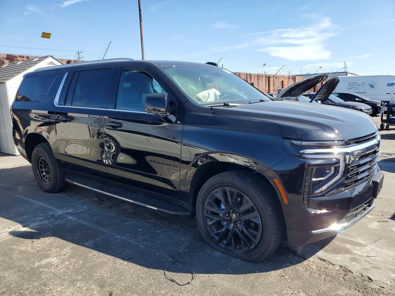 2025 Chevrolet Suburban C1500 Ls - Image 4