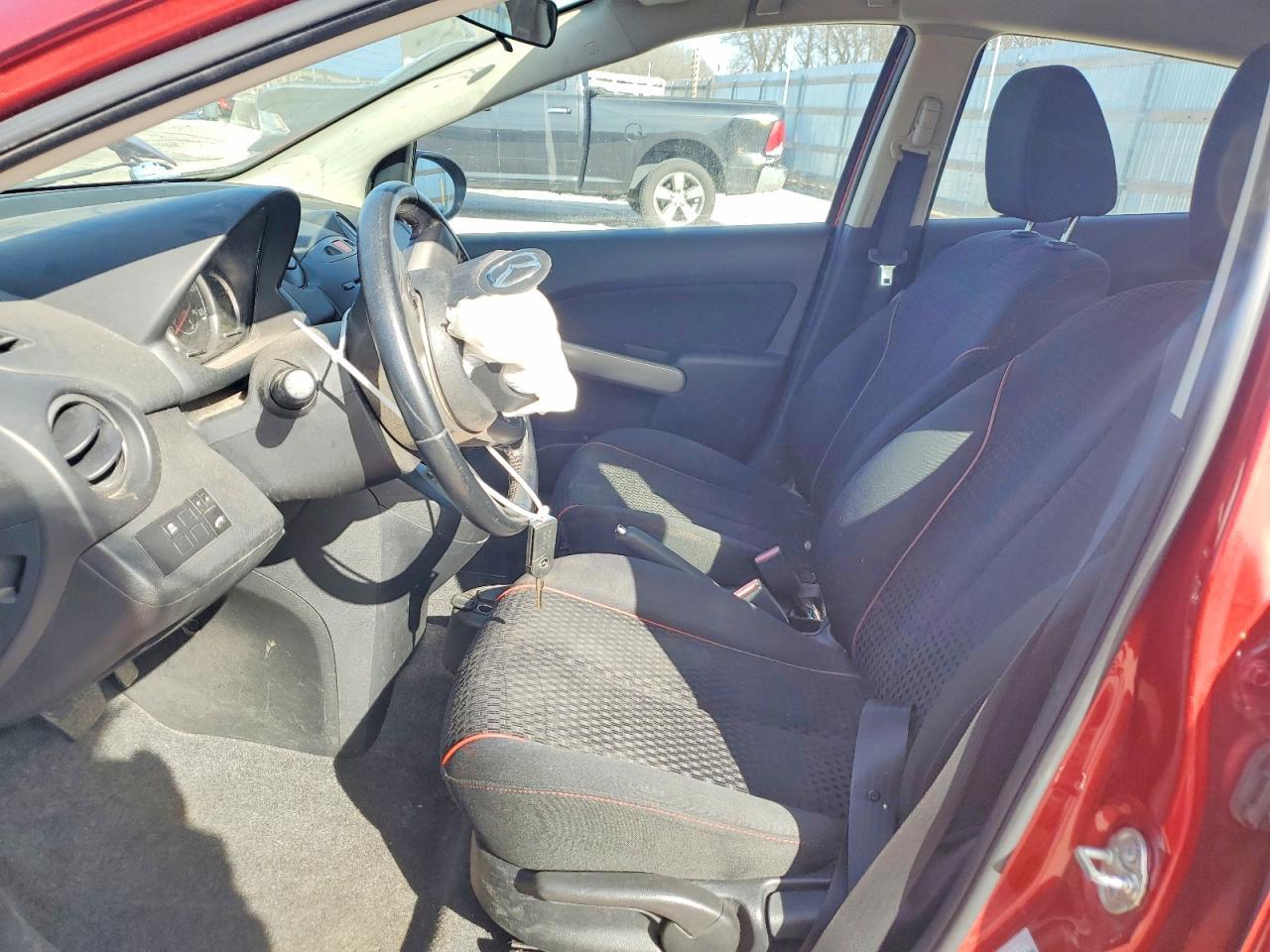 2014 Mazda Mazda2 Touring - Image 7