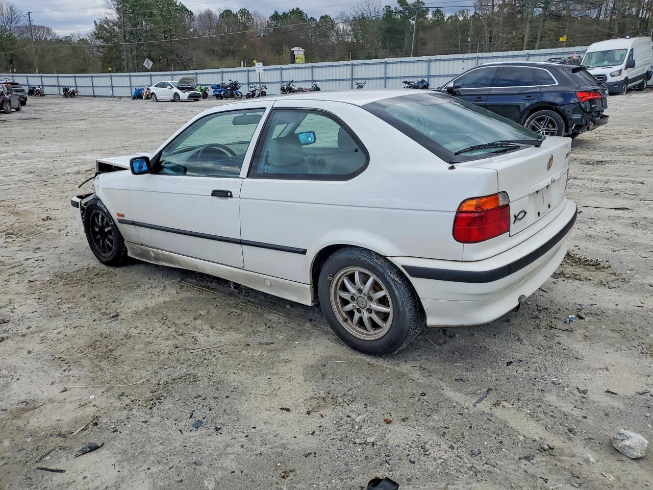 1997 BMW 318 Ti Automatic - Фото 2