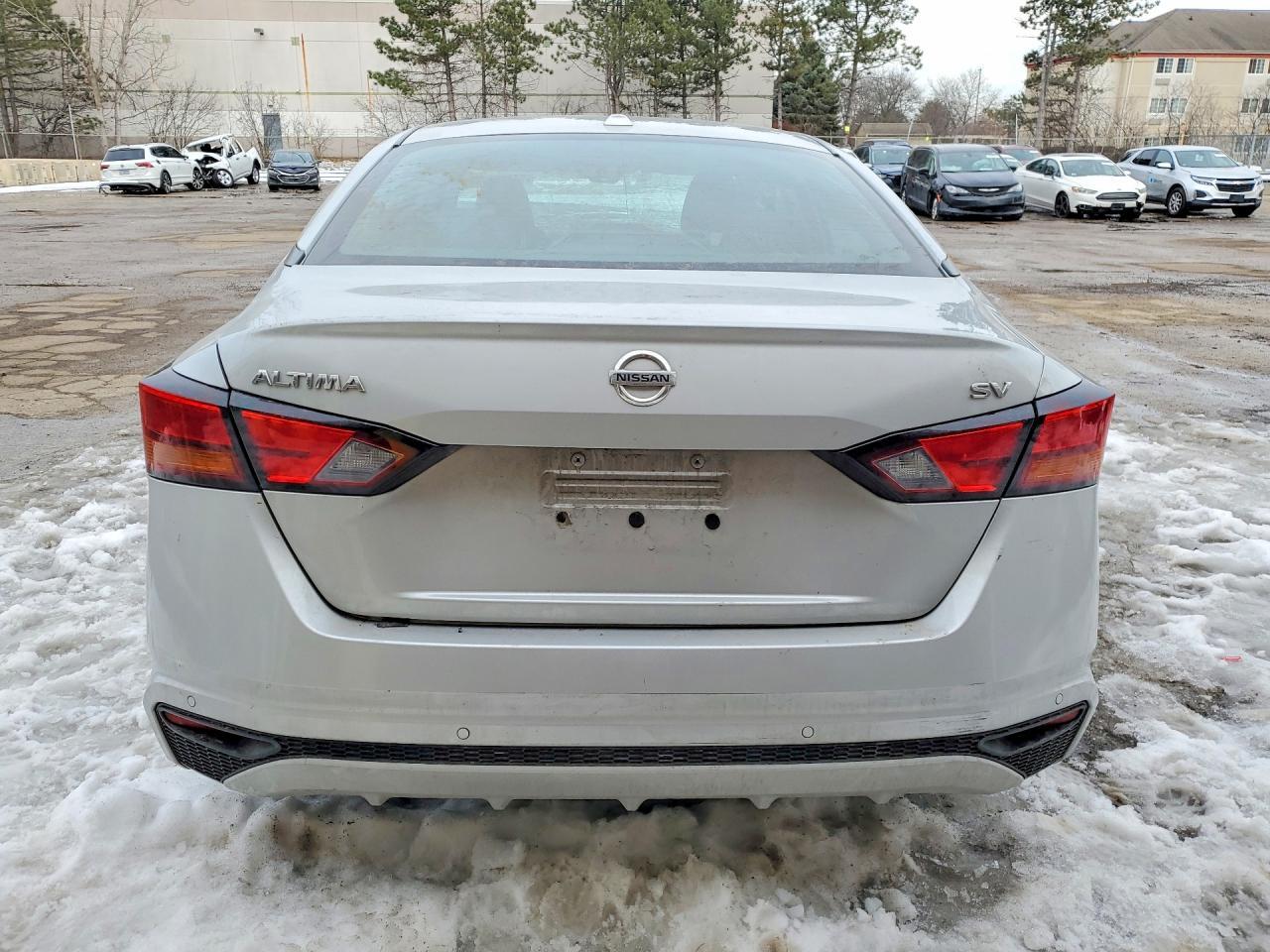 2021 Nissan Altima 2.5 Sv - Фото 6