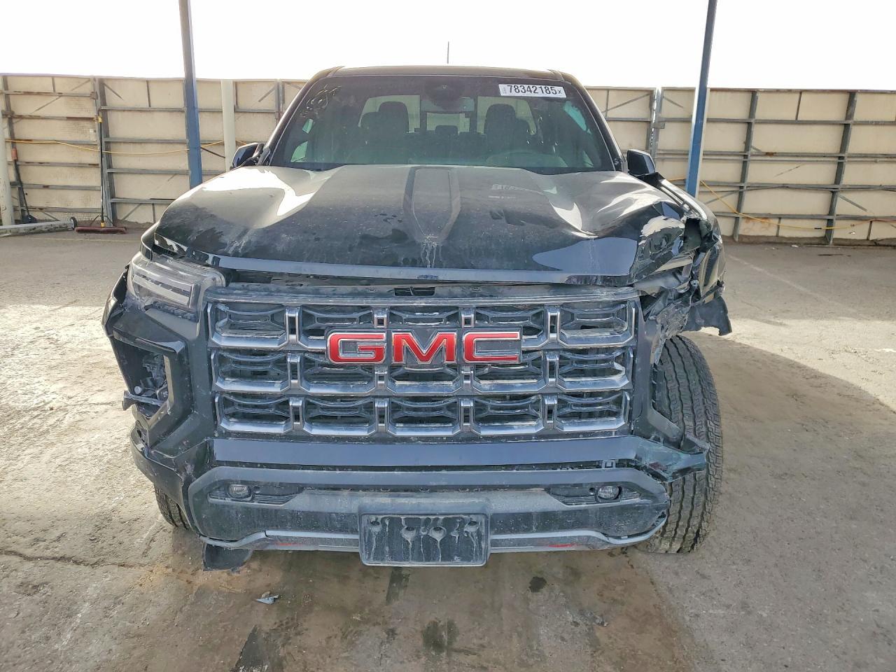 2025 GMC Canyon At4 - Image 5