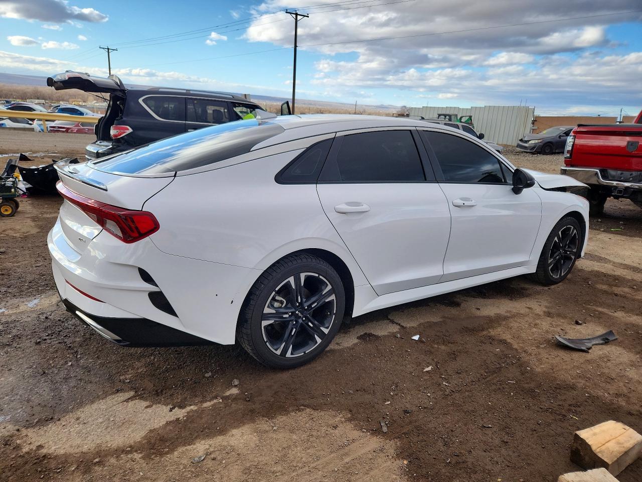 2023 Kia K5 Gt-Line - Фото 3
