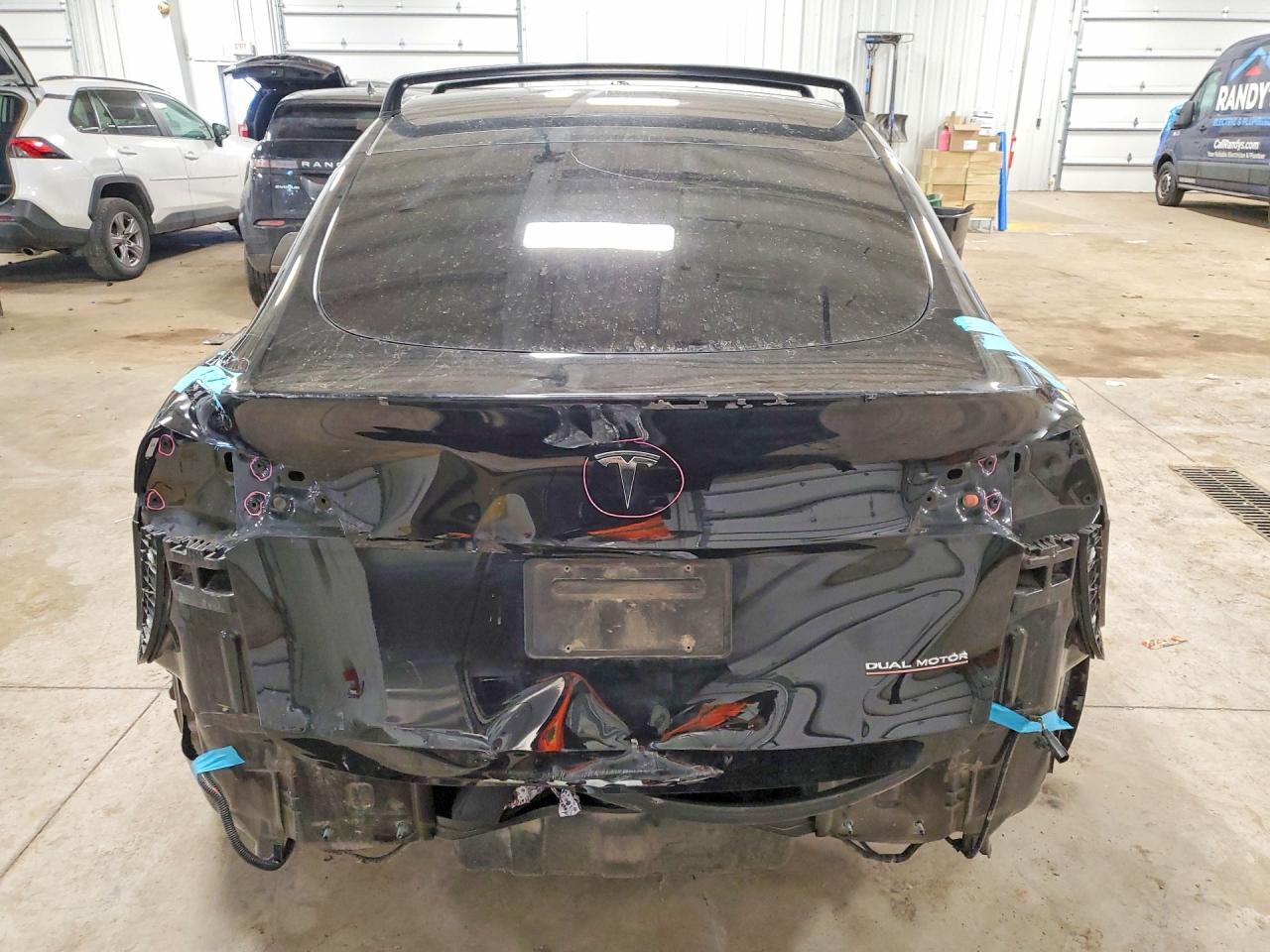2022 Tesla Model Y - Image 6