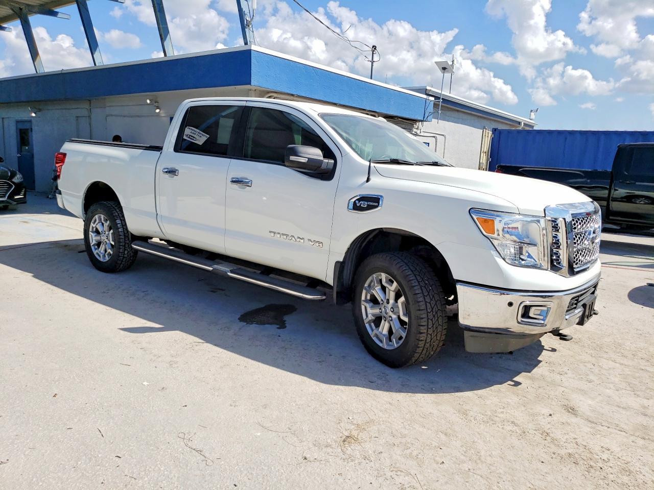 2017 Nissan Titan Xd Sl - Фото 4