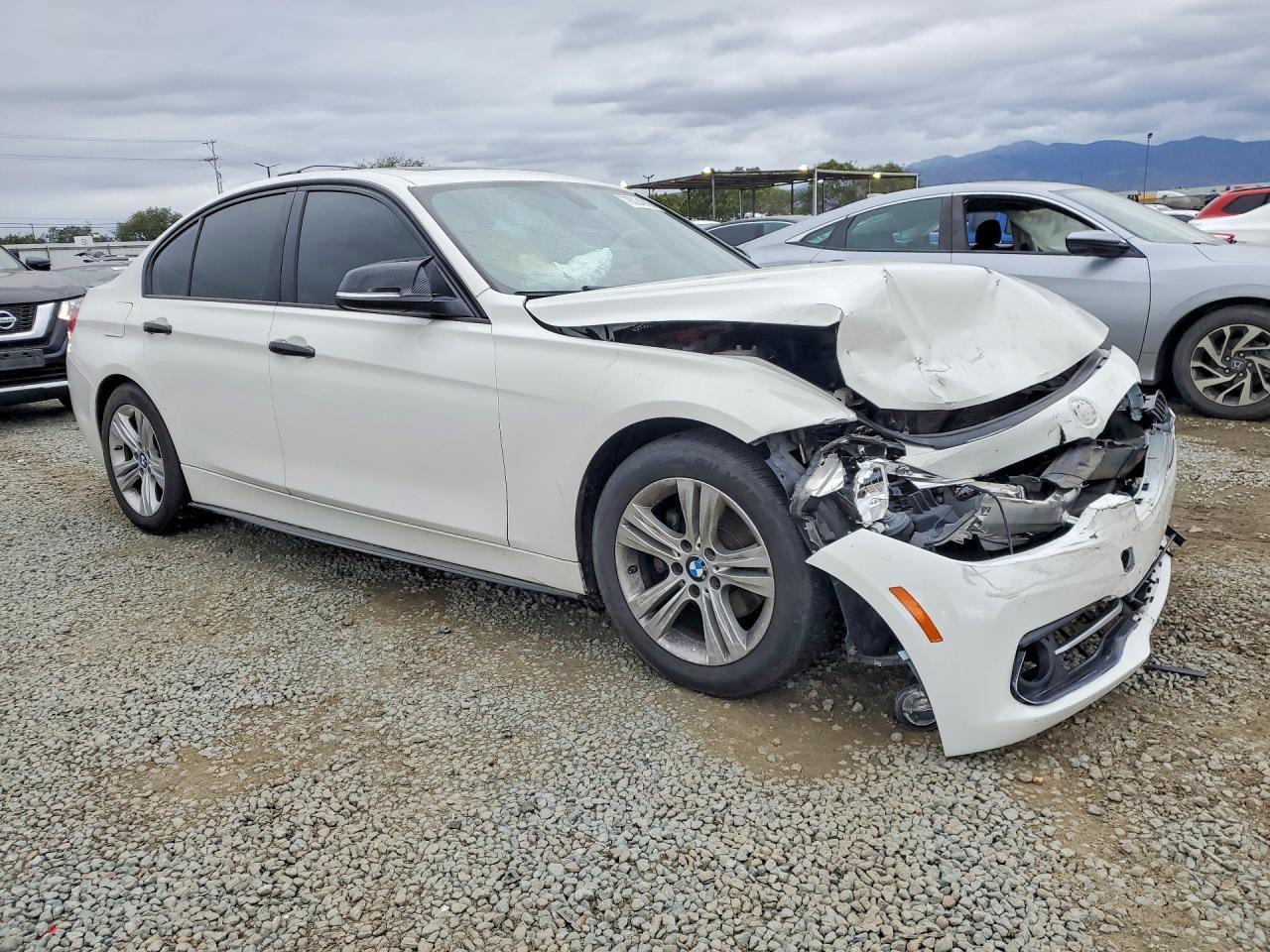2016 BMW 328 I Sulev - Фото 4