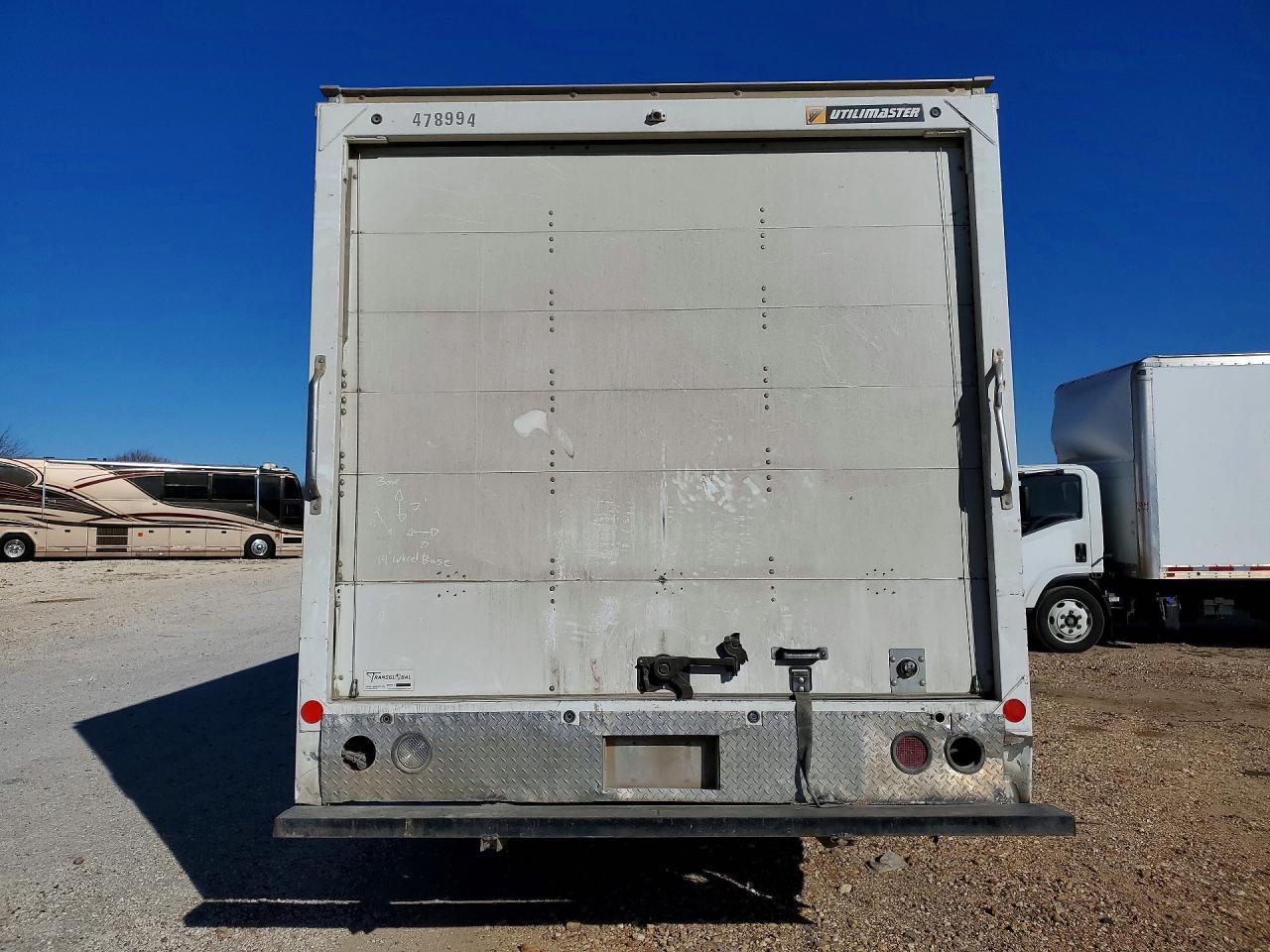 2022 Ford E450 Delivery Truck - Image 6