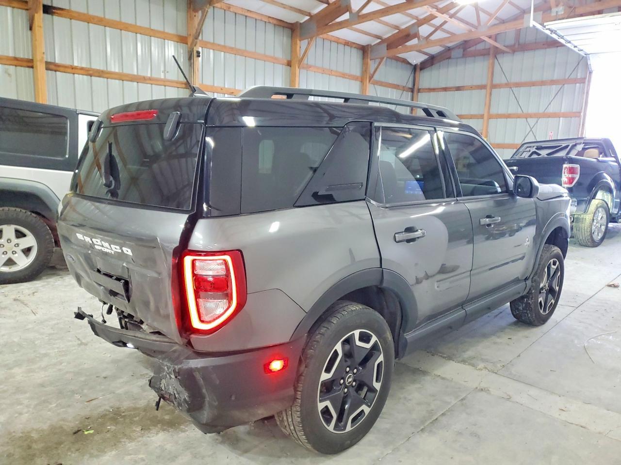 2022 Ford Bronco Sport Outer Banks - Фото 3