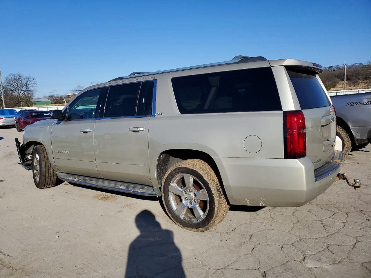 2015 Chevrolet Suburban K1500 Ltz - Фото 2