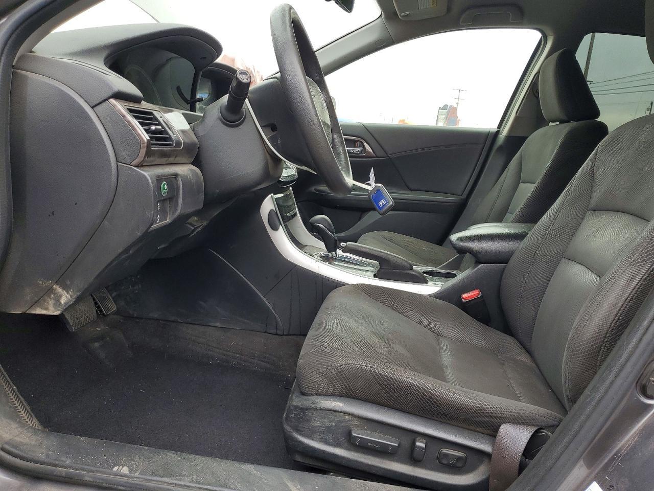 2017 Honda Accord Hybrid - Image 7