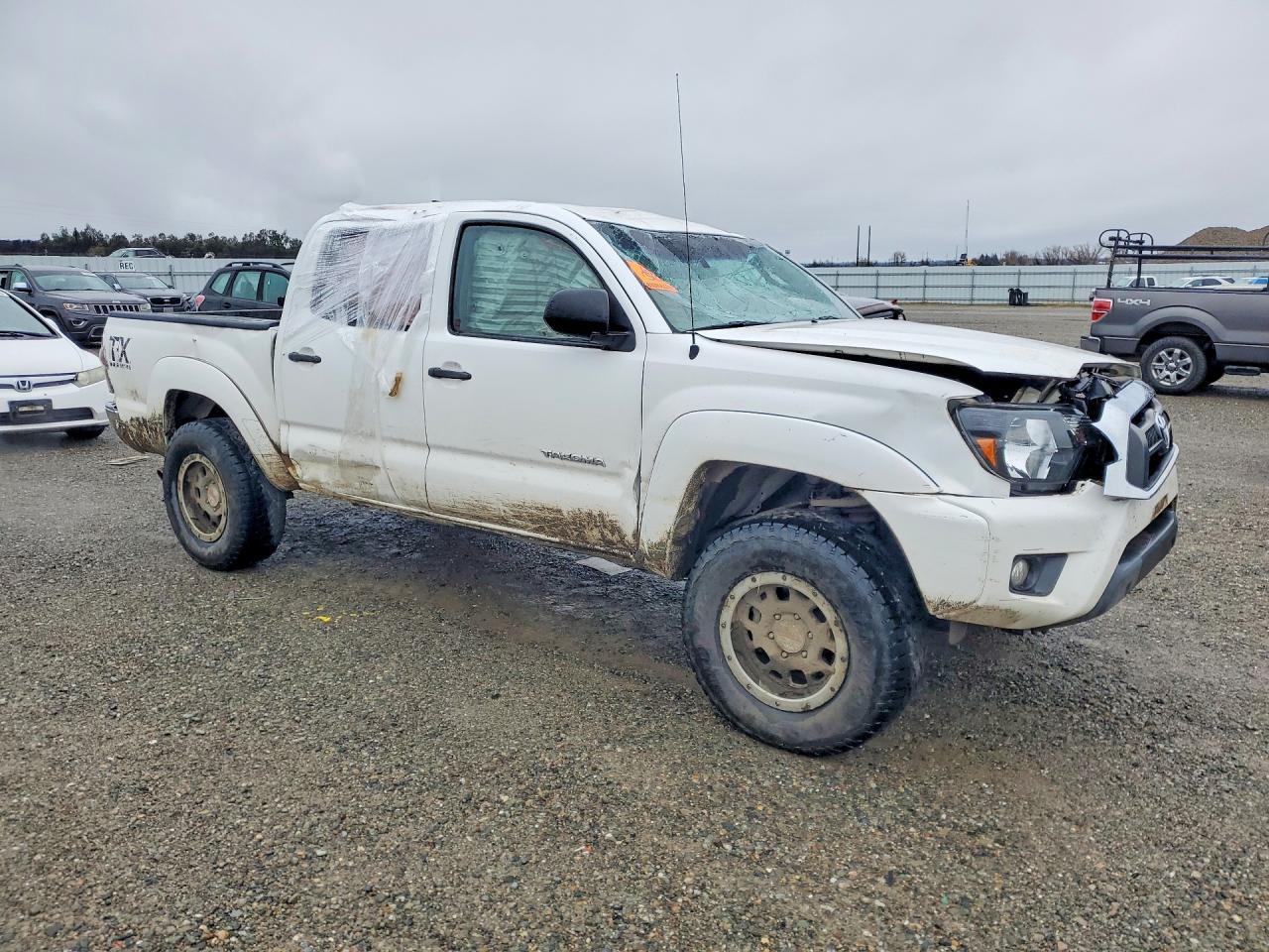 2014 Toyota Tacoma Double Cab - Фото 4
